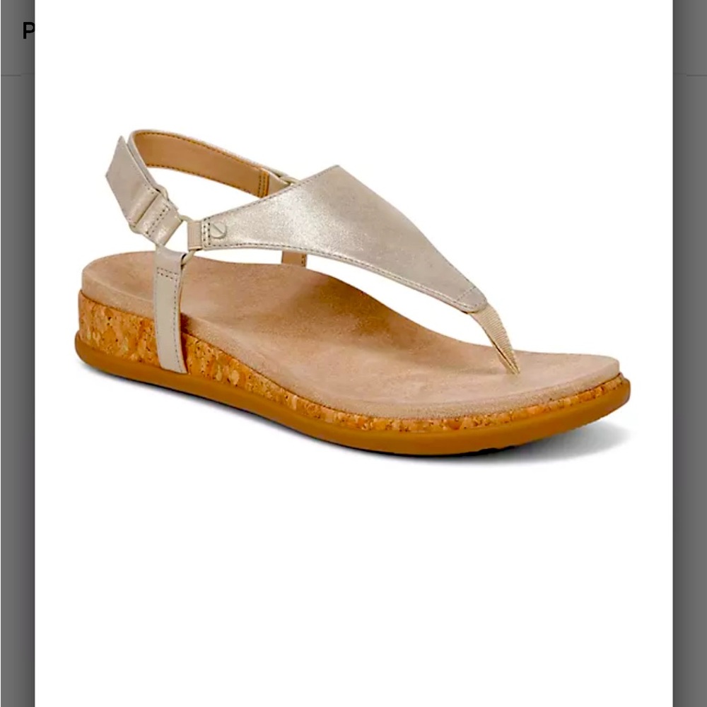 Vionic Kirra II wedge sandals 9.5